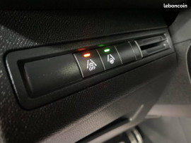 Voiture
Peugeot 3008 II GT HDI 130 EAT8