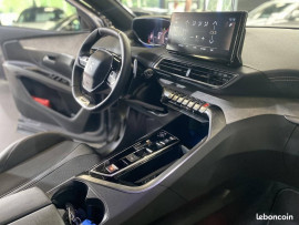 Voiture
Peugeot 3008 II GT HDI 130 EAT8