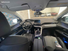 Voiture
Peugeot 3008 SUV 1.2 THP/ PureTech 130 1199cm3 131cv