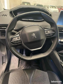 Voiture
Peugeot 3008 SUV 1.2 THP/ PureTech 130 1199cm3 131cv