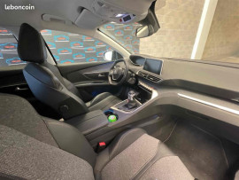 Voiture
Peugeot 3008 SUV 1.2 THP/ PureTech 130 1199cm3 131cv
