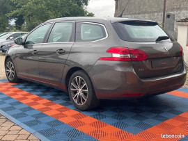 Voiture
Peugeot 308 1.6 BlueHDi 120 cv allure