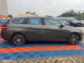 Voiture
Peugeot 308 1.6 BlueHDi 120 cv allure