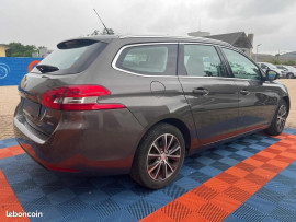 Voiture
Peugeot 308 1.6 BlueHDi 120 cv allure