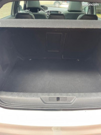 Voiture
Peugeot 308 GT 2.0 BlueHDi 181 cv Boîte auto