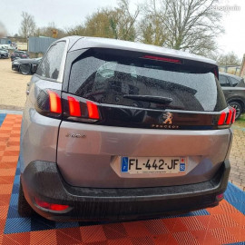 Voiture
Peugeot 5008 1.5 BlueHDi EAT8 S&S 130 cv Boîte auto