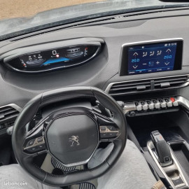 Voiture
Peugeot 5008 1.5 BlueHDi EAT8 S&S 130 cv Boîte auto