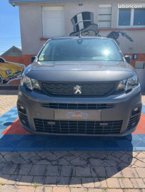 Voiture
Peugeot Partner 1.5 BlueHDi 16V L2 EAT8 130 cv Boîte auto