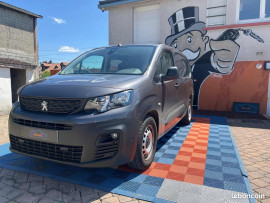 Voiture
Peugeot Partner 1.5 BlueHDi 16V L2 EAT8 130 cv Boîte auto
