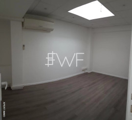 
                                                                                        Location
                                                                                         Place Charles de Gaulles - 126m² bureaux
