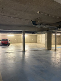 
                                                                                        Location
                                                                                         Place de parking