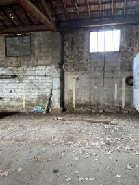 
                                                                                        Location
                                                                                         Place de parking Véhicule Léger