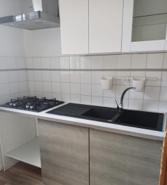 
                                                                                        Location
                                                                                         Plein centre, bel appartement duplex lumineux