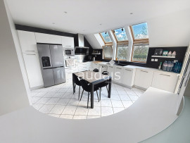 
                                                                                        Vente
                                                                                         PONT HEBERT, maison de 200m2 avec piscine