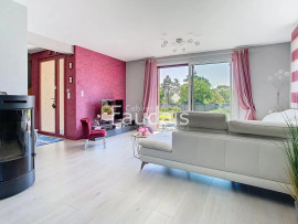 
                                                                                        Vente
                                                                                         PONT-HEBERT, Maison rénovée de 145m2, 4 chambres