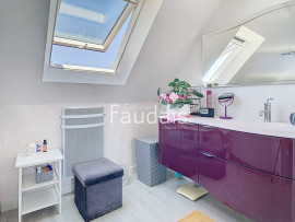 
                                                                                        Vente
                                                                                         PONT-HEBERT, Maison rénovée de 145m2, 4 chambres