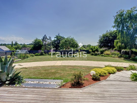 
                                                                                        Vente
                                                                                         PONT-HEBERT, Maison rénovée de 145m2, 4 chambres