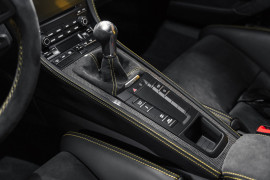 
                                                                                        Voiture
                                                                                         Porsche 718 Cayman