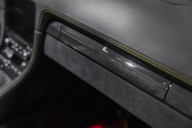 
                                                                                        Voiture
                                                                                         Porsche 718 Cayman