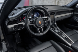 
                                                                                        Voiture
                                                                                         Porsche (991.2) Carrera S Cabriolet