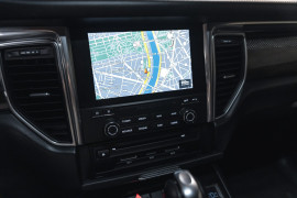 
                                                                                        Voiture
                                                                                         Porsche Macan Turbo V6 3.6 400