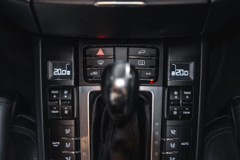 
                                                                                        Voiture
                                                                                         Porsche Macan Turbo V6 3.6 400