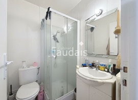 
                                                                                        Vente
                                                                                         PROCHE CENTRE VILLE ET COLLEGE