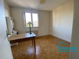 
                                                                                        Vente
                                                                                         Proche gare rive droite