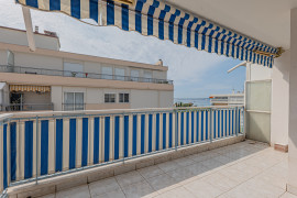 Vente
Proche mer et commodités – 3 pièces avec terrasse, garage et cave