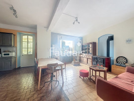 
                                                                                        Vente
                                                                                         Proche SAINT LO maison de ville