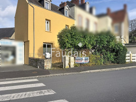 
                                                                                        Vente
                                                                                         Proche SAINT LO maison de ville