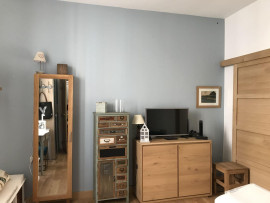 
                                                                                        Location
                                                                                         Proche ST Serge- centre Angers lumineux et calme