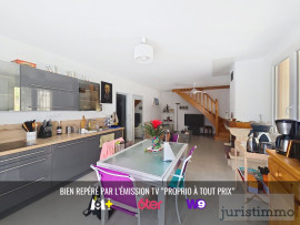 
                                                                                        Vente
                                                                                         Propriété avec vue à Chateauneuf de Gadagne