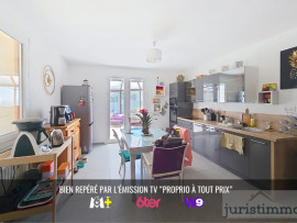 
                                                                                        Vente
                                                                                         Propriété avec vue à Chateauneuf de Gadagne