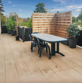 Vente
Propriété de 10 pièces