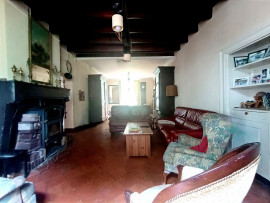 Vente
Propriété de caractère avec dépendances –10 ha
