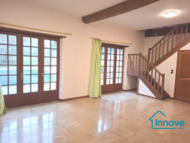 
                                                                                        Vente
                                                                                         Proprieté de caractère de 600 m2 dans le Mantois-26000m2 de te