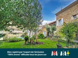 
                                                                                        Vente
                                                                                         PROPRIETE DE CHARME AU PIED DU CHATEAU COMPOSE DE DEUX HABITATIONS ET DEPENDANCES AVEC PISCINE