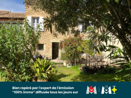 
                                                                                        Vente
                                                                                         PROPRIETE DE CHARME AU PIED DU CHATEAU COMPOSE DE DEUX HABITATIONS ET DEPENDANCES AVEC PISCINE