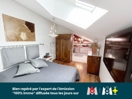 
                                                                                        Vente
                                                                                         PROPRIETE DE CHARME AU PIED DU CHATEAU COMPOSE DE DEUX HABITATIONS ET DEPENDANCES AVEC PISCINE