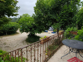Vente
PROPRIETE LOTOISE SUR 1HA4 DE TERRAIN + GITES