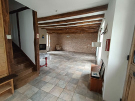 Vente
PROPRIETE LOTOISE SUR 1HA4 DE TERRAIN + GITES
