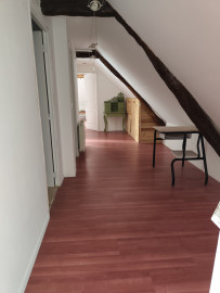 Vente
PROPRIETE LOTOISE SUR 1HA4 DE TERRAIN + GITES