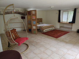 Vente
PROPRIETE LOTOISE SUR 1HA4 DE TERRAIN + GITES