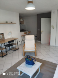 
                                                                                        Location
                                                                                         Quarter centre bordeaux