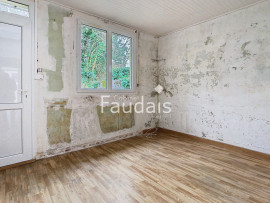 
                                                                                        Vente
                                                                                         QUIBOU, Deux maisons de 121m2 et 62m2