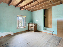 
                                                                                        Vente
                                                                                         QUIBOU, Deux maisons de 121m2 et 62m2