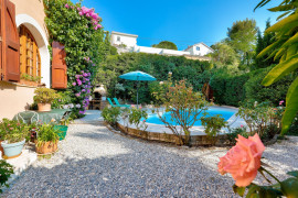 Vente
Ravissante maison traditionnelle au coeur de Cimiez