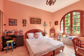 
                                                                                        Vente
                                                                                         Ravissante maison traditionnelle au coeur de Cimiez