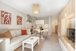 
                                                                                        Location
                                                                                         Référence : 5 Bottero